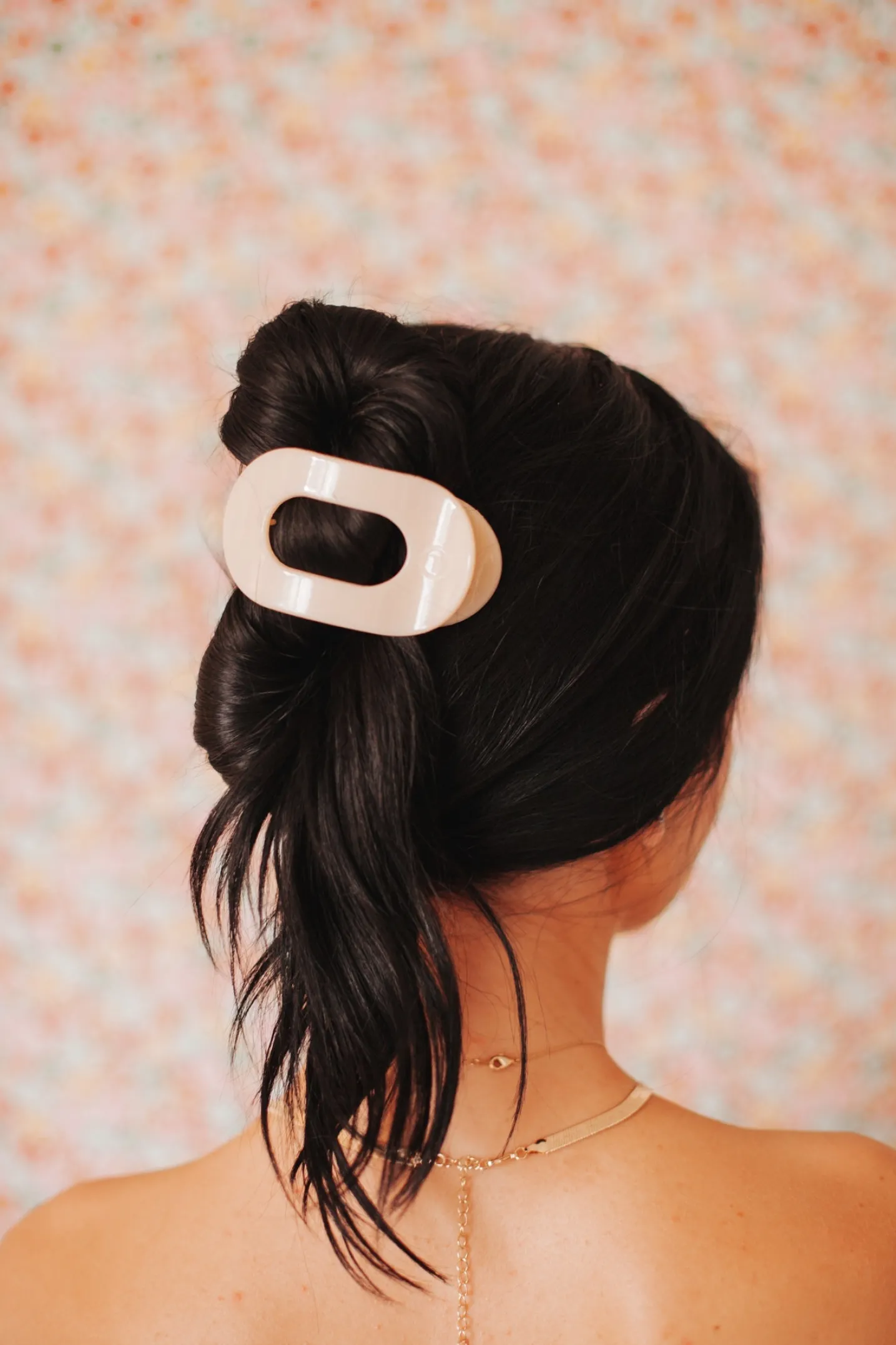 Almond Beige Medium Flat Round Hair Clip