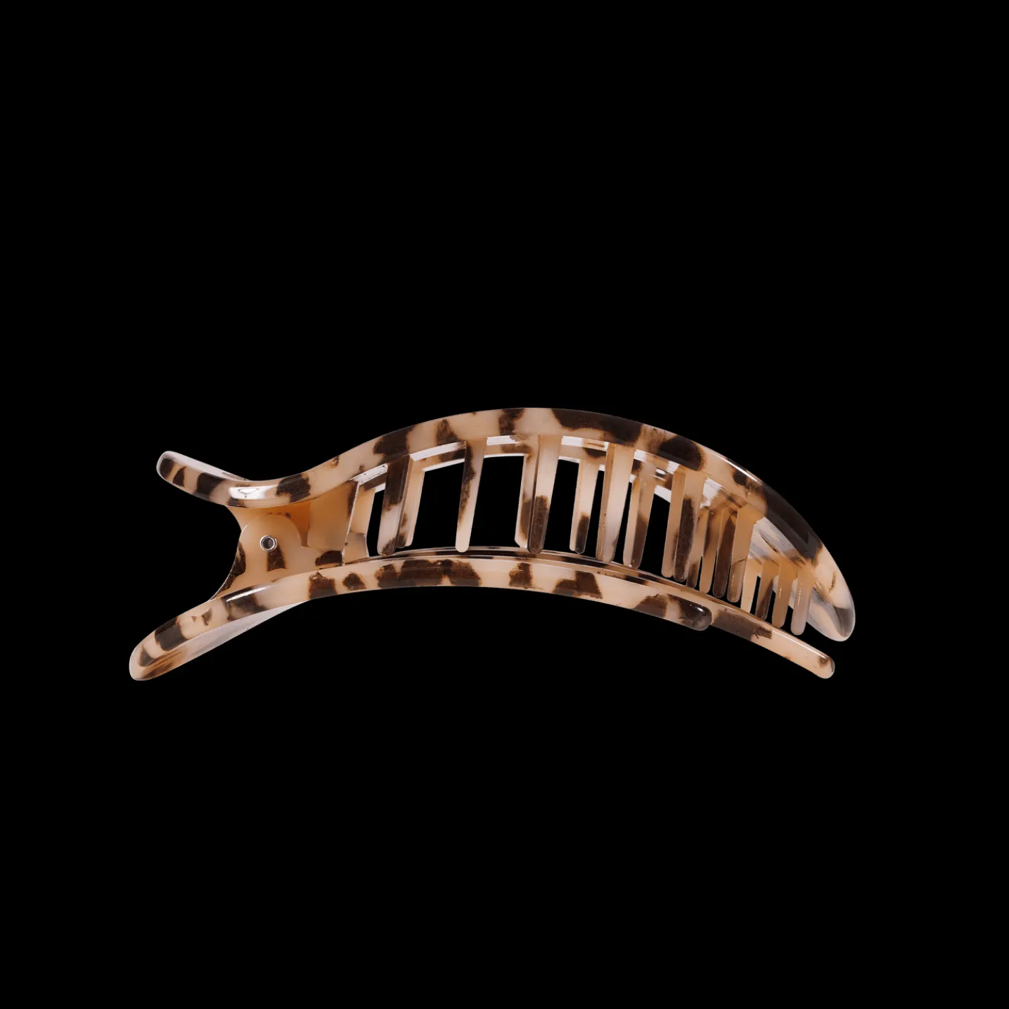 Blonde Tortoise Medium Flat Round Hair Clip