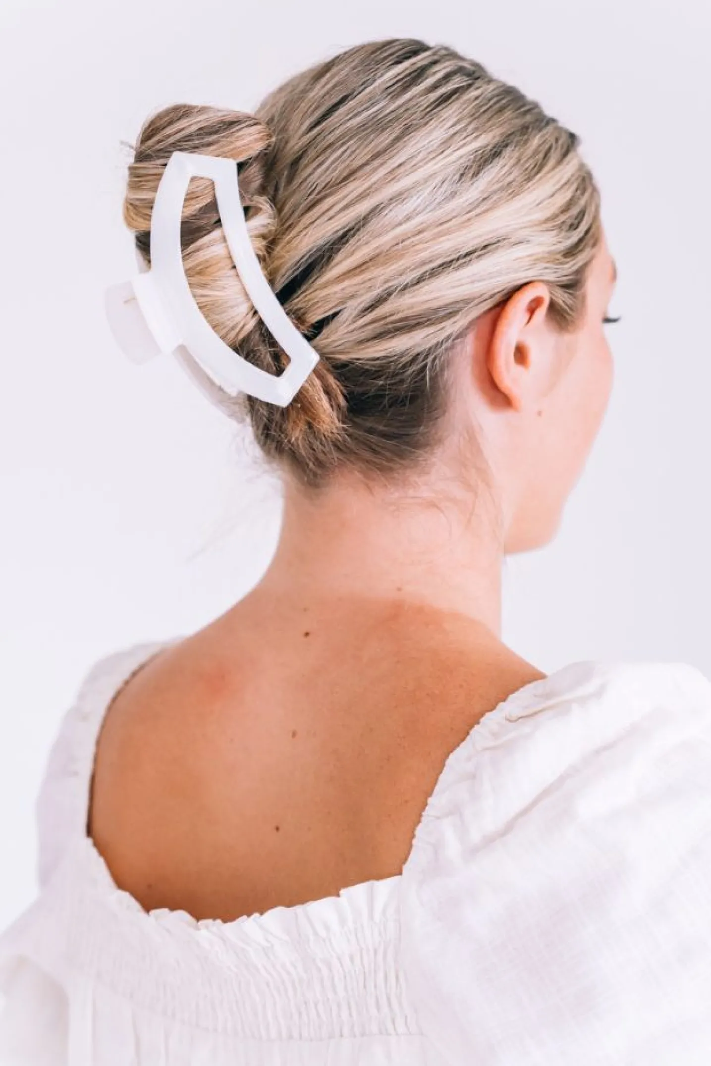 Open Coconut White Large Claw Hair Clip