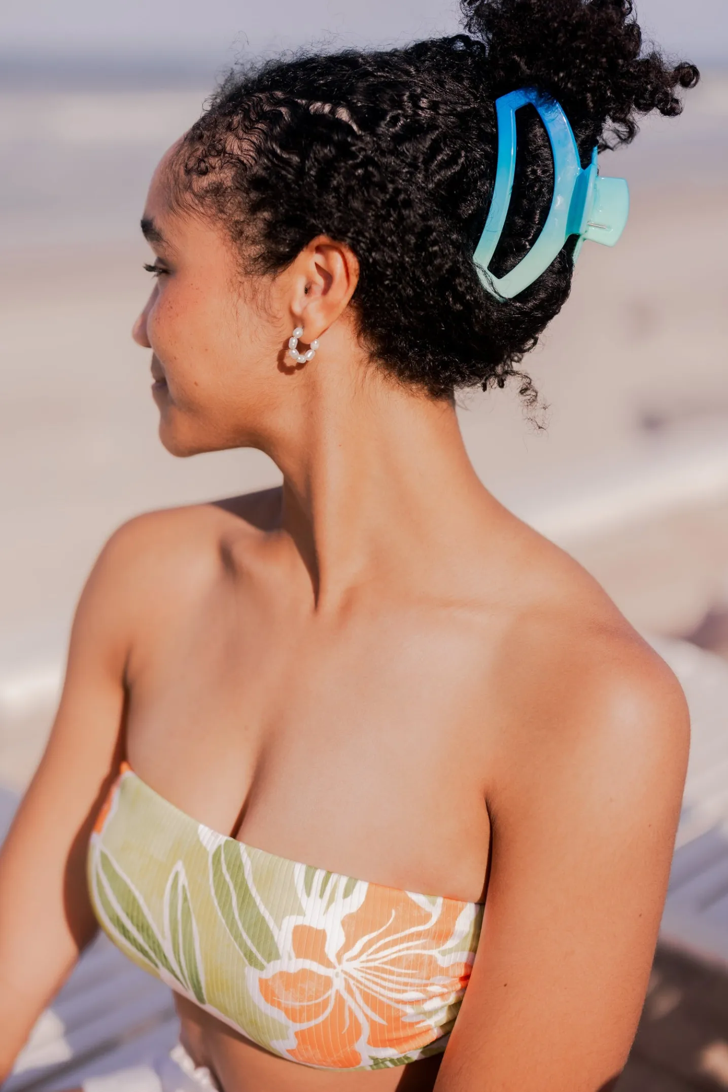 Open Poolside Large Claw Hair Clip