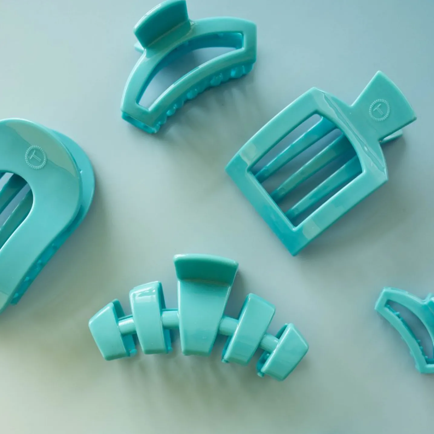 Open Summer Sky Tiny Hair Clip