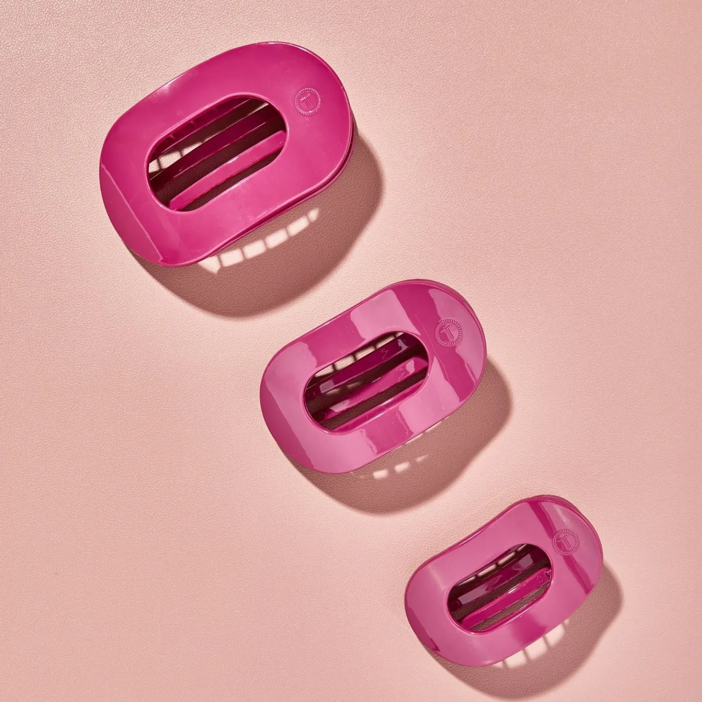 Wild Side Medium Flat Round Hair Clip